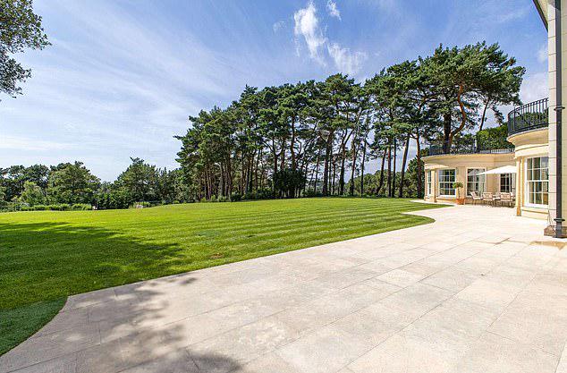 万英镑购入, jpg